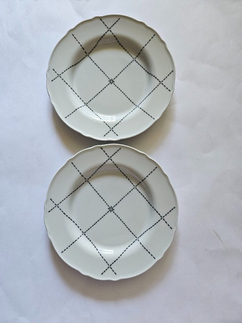Set of 2 UPPLAGA Feldspar Porcelain Side Plates, Patterned/White, 9 " dia.